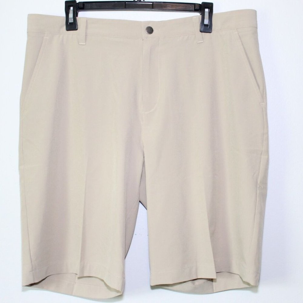 NWT Adidas Ultimate365 Golf Shorts Khaki Tan Beige CE0457 Men's Size 36 H13215 - Picture 2 of 9